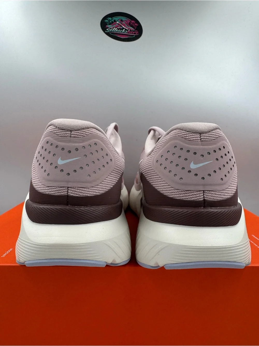 Nike Air Zoom Structure 26 Particle Rose Sail Tattoo BRAND NEW Size 10 Women